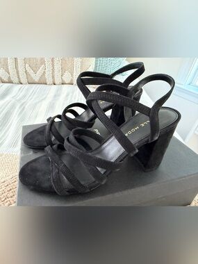 Pelle Moda Black Suede Strappy Block Heel Sandals 8